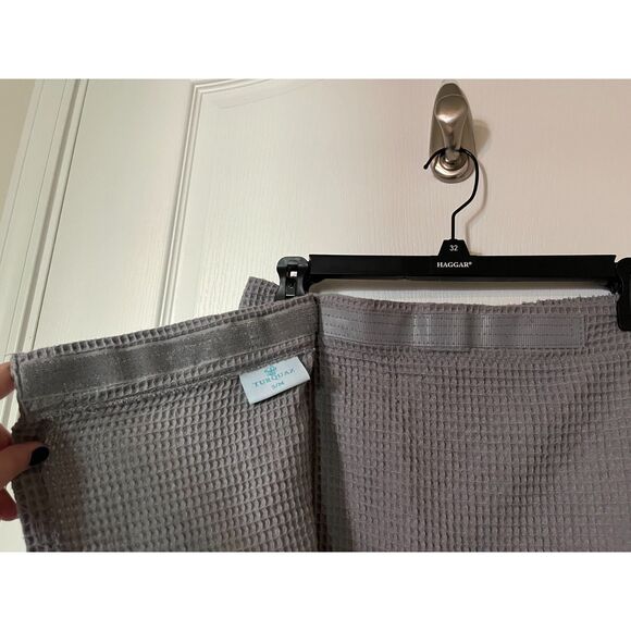 Gray Waffle Texture Wrap Towel with Velcro/Elastic Size S/M - Picture 3 of 5